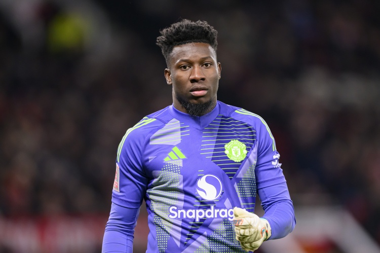 爱游戏游戏平台-曼晚：奥纳纳已经康复，但曼联主帅阿莫林仍未确定首轮英超他首发